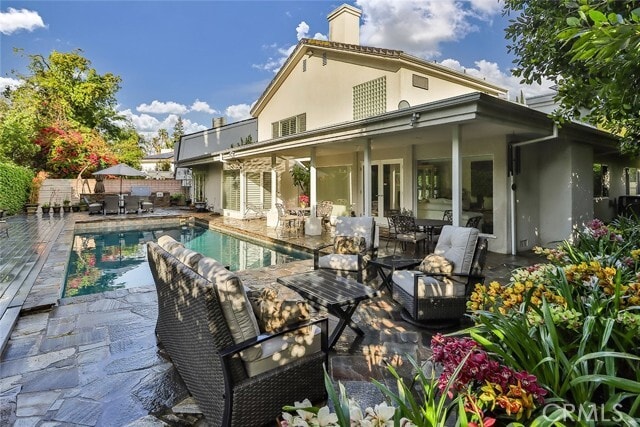 Building Photo - 4575 De Celis Pl