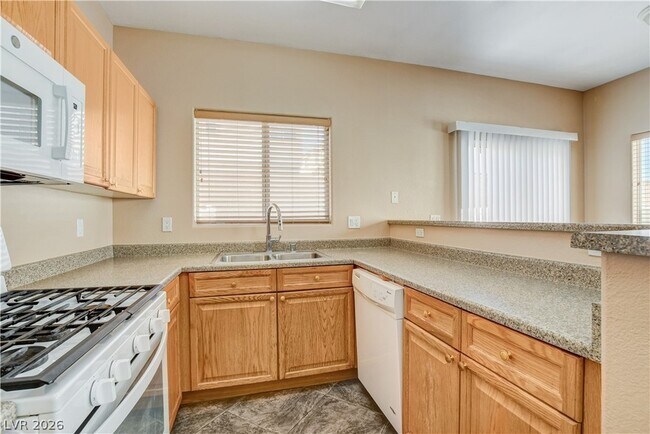Building Photo - 9327 Ruby Arrow Ct
