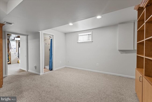 Building Photo - 3117 13th Rd S