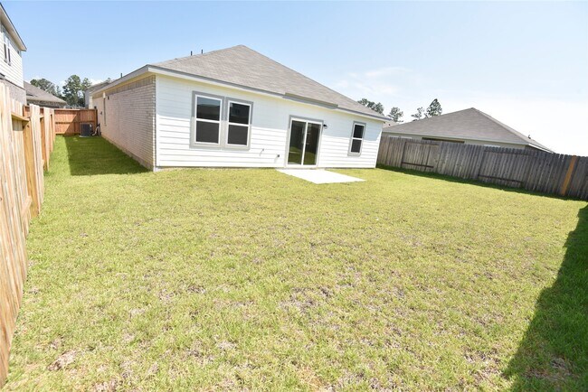 Building Photo - 21654 Cottage Ln