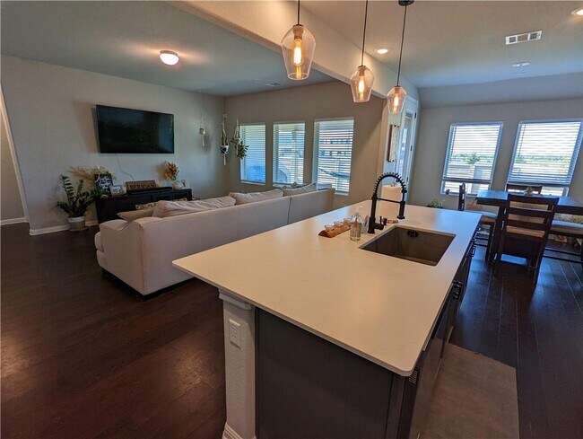 Building Photo - 11801 Carrizo Spgs Path