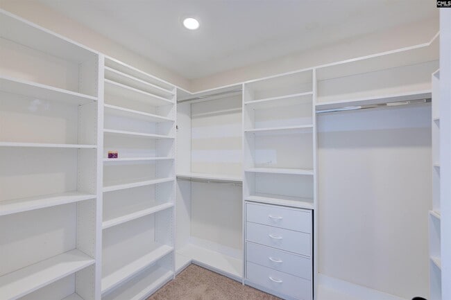 Building Photo - 3014 Gedney Cir