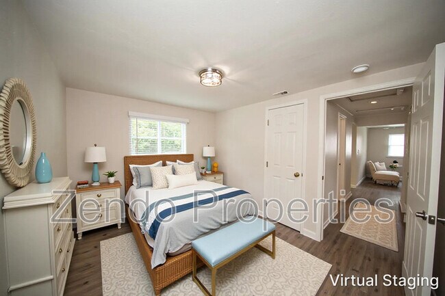 Building Photo - 1733 Parkview Ave