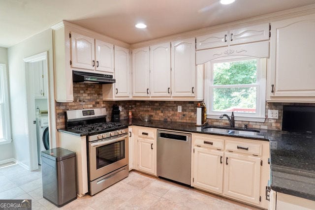 Building Photo - 335 Butterfield Ln