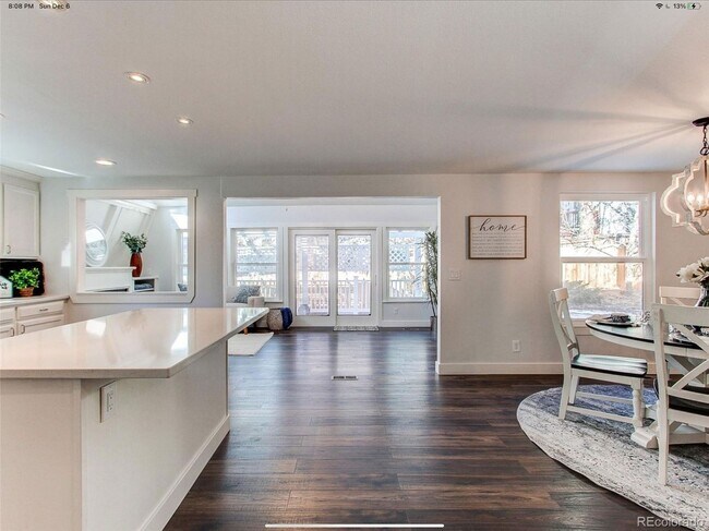 Building Photo - Beautiful Open & Remodeled 5 Bedroom Home ...