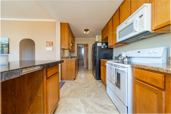 Building Photo - 1138 White Ave