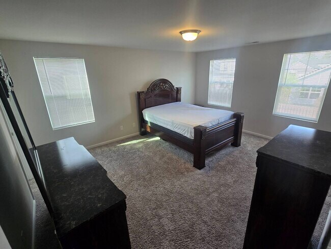 Building Photo - 83 Dunnoman Dr