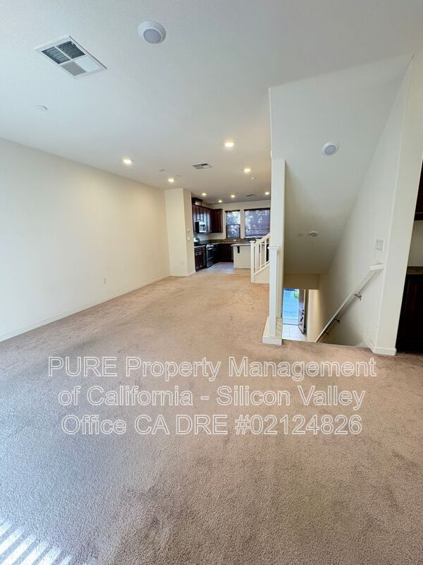 Building Photo - 2712 Ferrara Cir