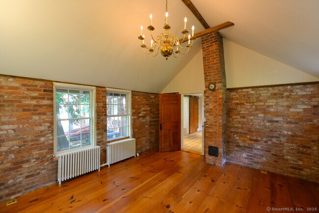 Building Photo - 15 Hawkins Rd
