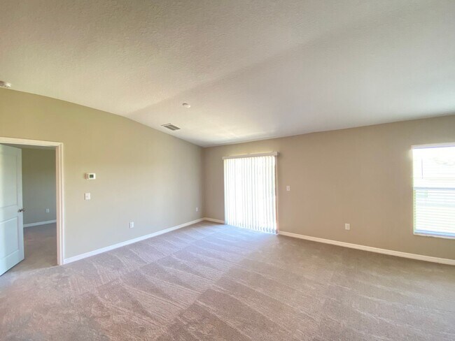 Building Photo - MOVE IN BY END OF MARCH AAND RECEIVE TWO WEEKS FREE!!  Hills Of Tuscany - Great Location, 3/2/2 *...