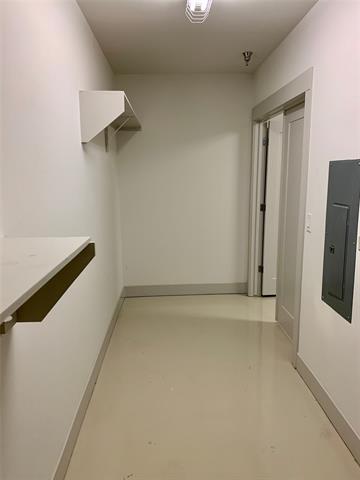 Building Photo - 5631 Belmont Ave