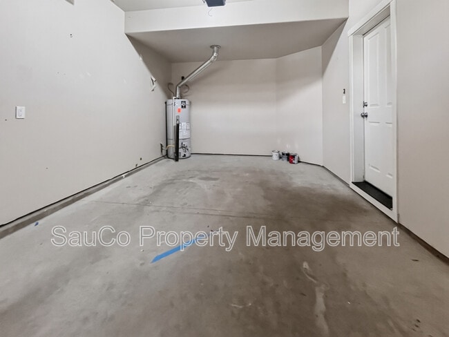 Building Photo - 3069 SW Lanterna Pl
