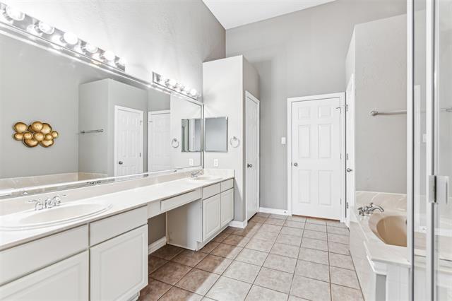 Building Photo - 1848 Sandpiper Ln