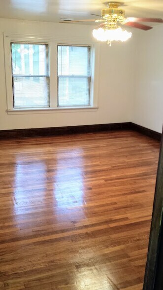 Building Photo - 1973 W 44th St