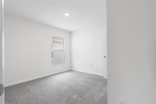 Building Photo - 4762 SW 88th Ln