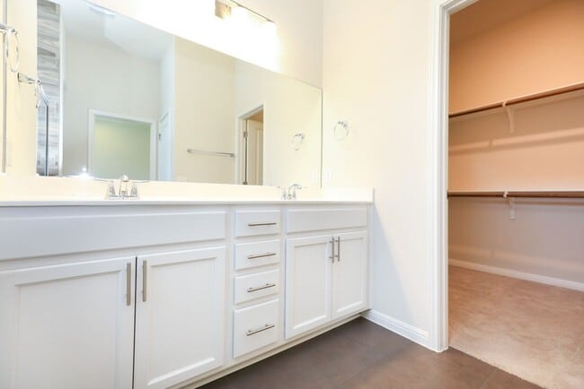 Building Photo - 7309 Coit Rd