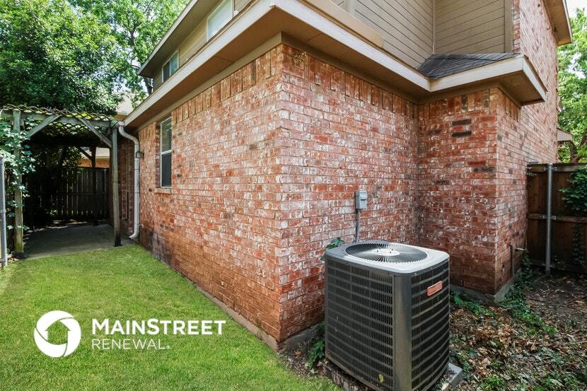 Building Photo - 4010 Windhaven Ln