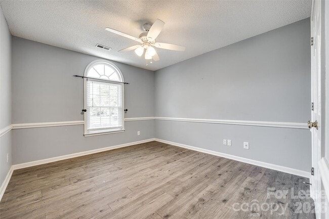 Building Photo - 8530 Walsham Dr