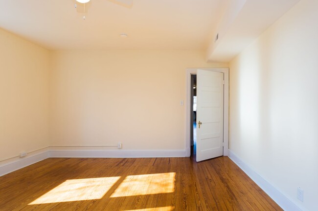 Building Photo - 412 W Marshall St