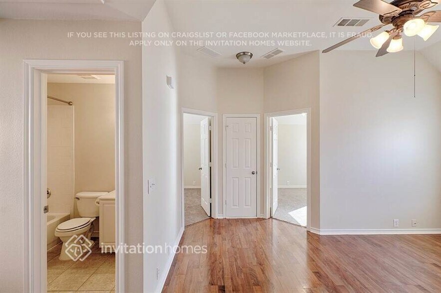 Building Photo - 7434 Saddlehorn Dr