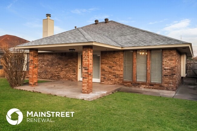 Building Photo - 1808 Yellowstone Ln