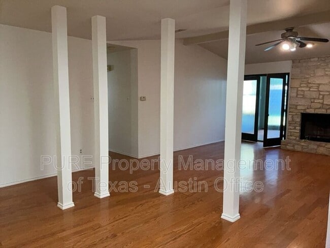 Building Photo - 6005 Avery Island Ave