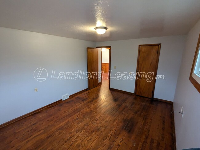 Building Photo - Updated 3-Bedroom Home with Heated Breezew...