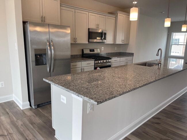 Building Photo - 35398 Wright Way