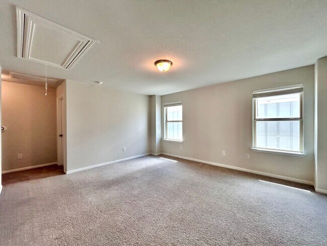 Building Photo - 11909 Mercantile Ln