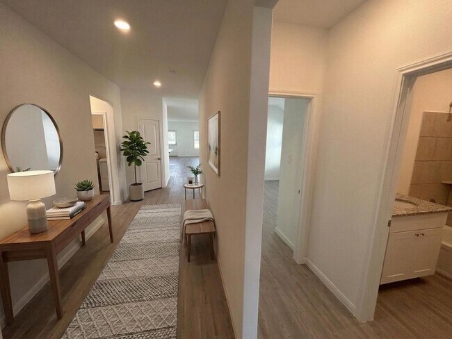 Building Photo - Dual Primary Suites! Spacious Home w/ Open Kitchen & Community Pool!