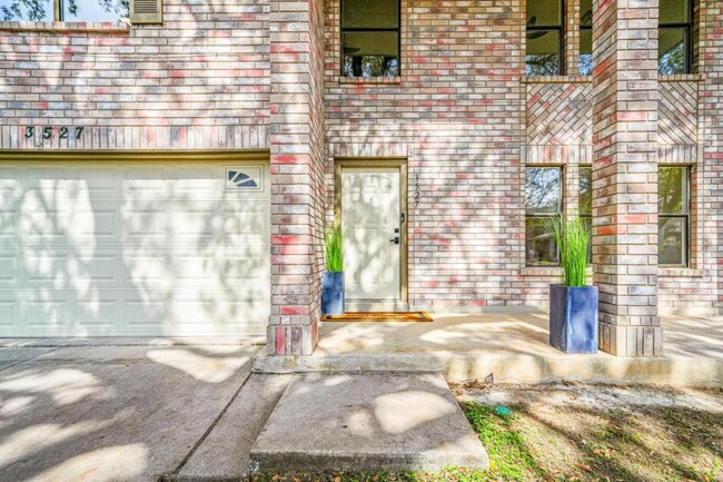 Building Photo - 3527 Eagle Canyon Dr