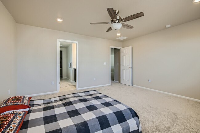 Building Photo - 3869 Sandy Vista Trail