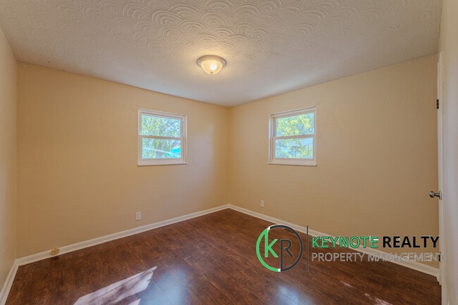 Building Photo - 1840 Culver Ave