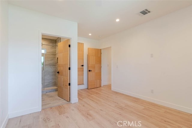 Building Photo - 6835 Yolanda Ave