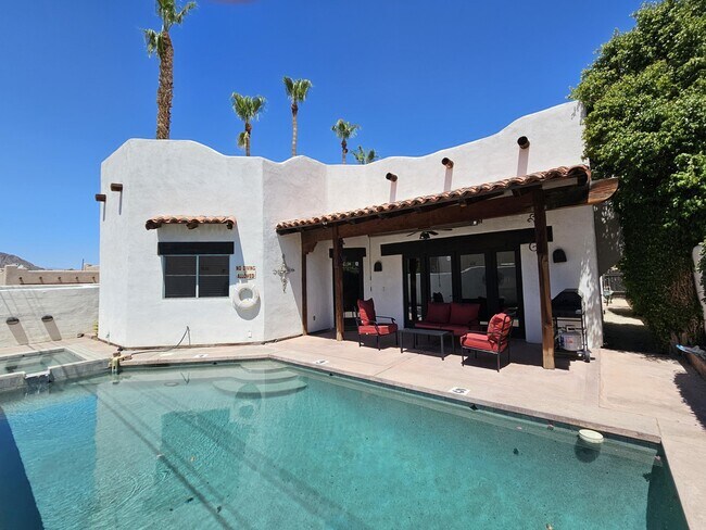 Building Photo - 52225 Avenida Obregon