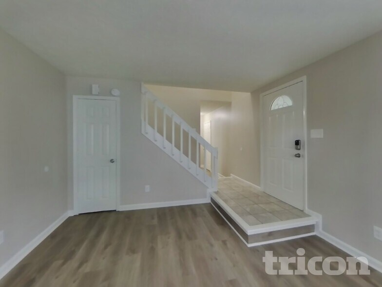 Building Photo - 8259 Ehlerbrook Rd