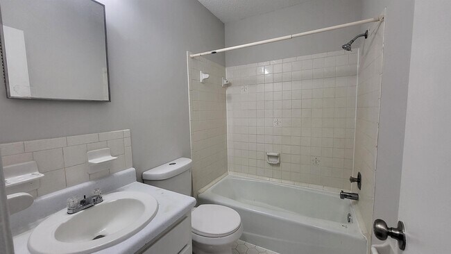 Building Photo - 3823 Rainford Dr
