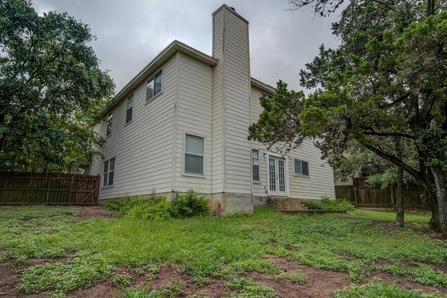 Building Photo - 8834 Ridgefront