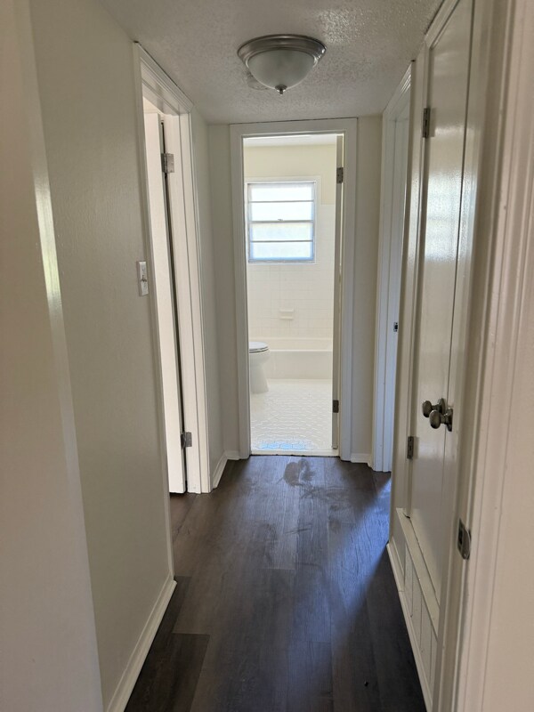 Building Photo - 1914 St James Dr