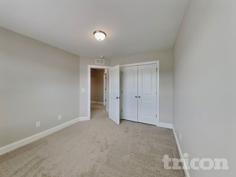 Building Photo - 54 Jonalker Ct