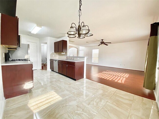 Building Photo - 7130 Sedona Ct