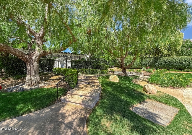 Building Photo - 5470 Seine Ct