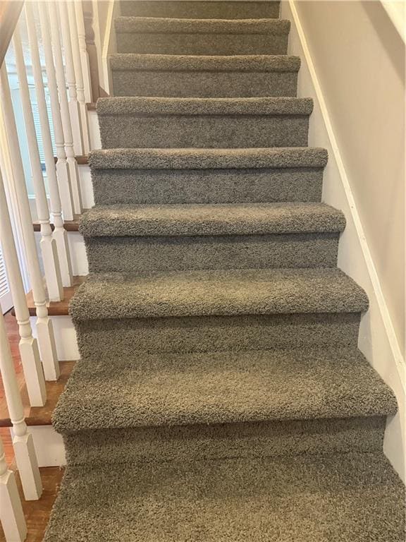 Building Photo - 5064 Laurel Glen Ct SE