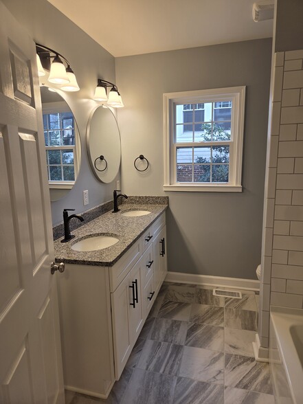 Building Photo - 415 Ford St