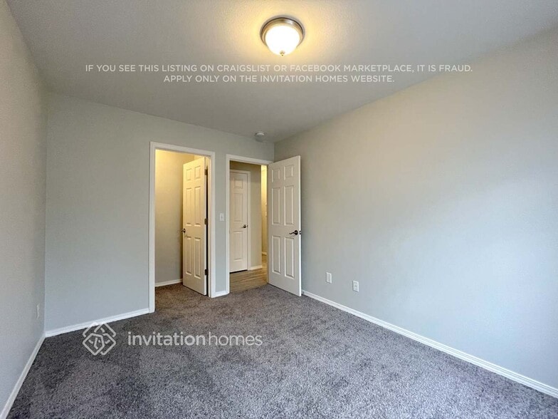 Building Photo - 17918 110th St Ct E