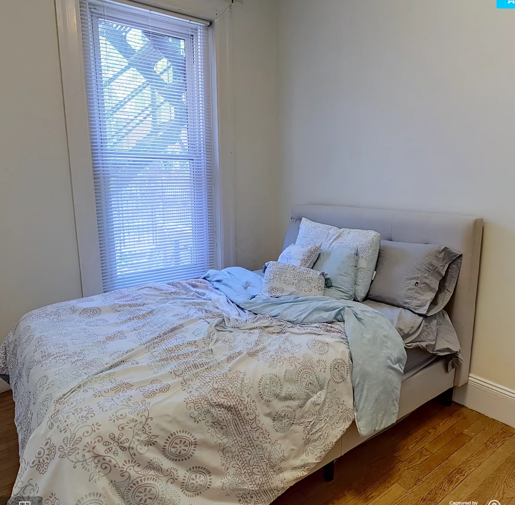 Building Photo - 1061 Beacon St