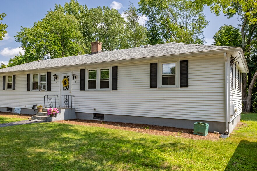 Building Photo - 15 Genetti St