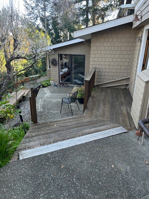 Building Photo - 77 Mirabel Ave