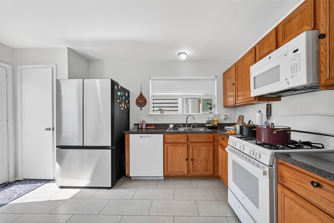 Building Photo - 20638 Patriot Park Ln