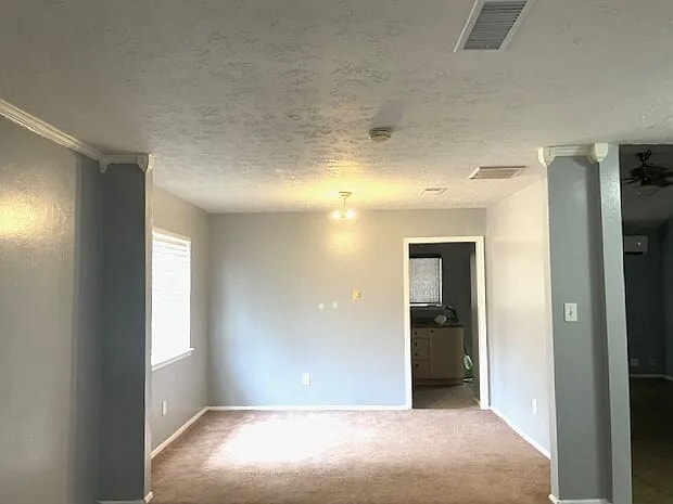 Building Photo - 23107 Summergate Dr